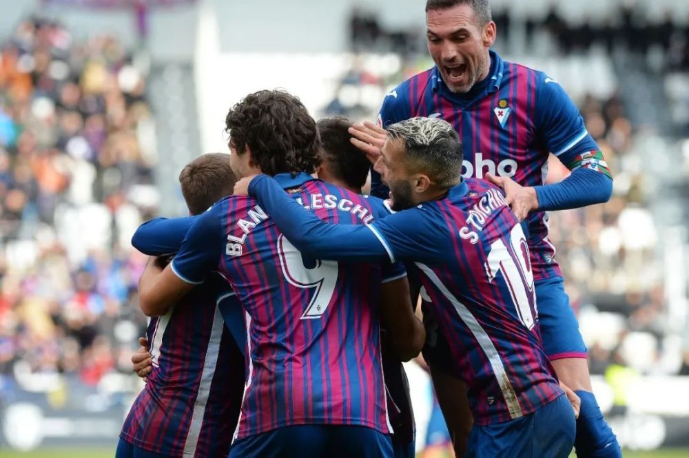 足球的读者 足球的读者